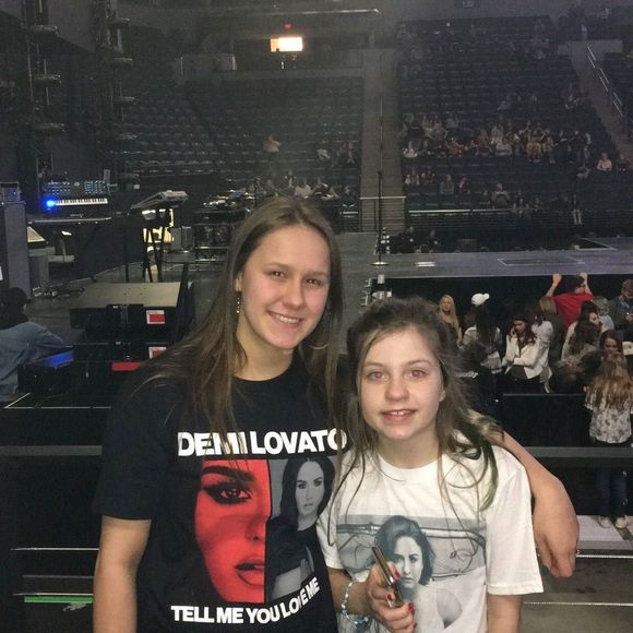 Meet your Posher, Lupi - Picture 1 of 1